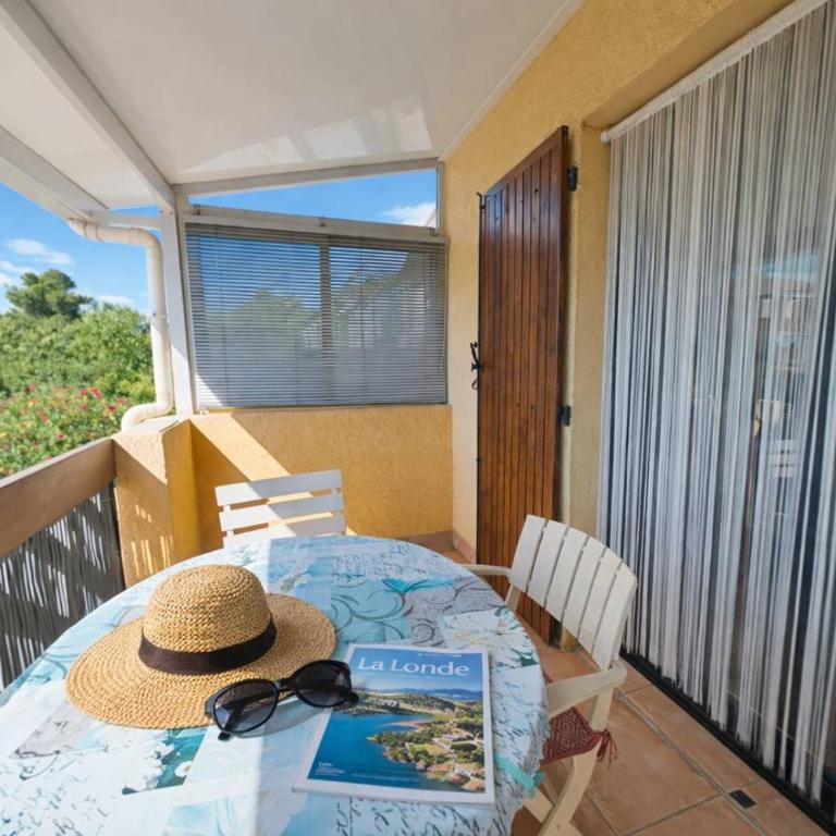 LAL310-015D Studio 4 couchages La londe les maures - Studio avec Balcon - 1