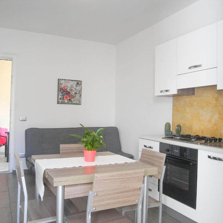 Le vie di Omero Appartamento 3 - Appartamento con 2 Camere da Letto - 1