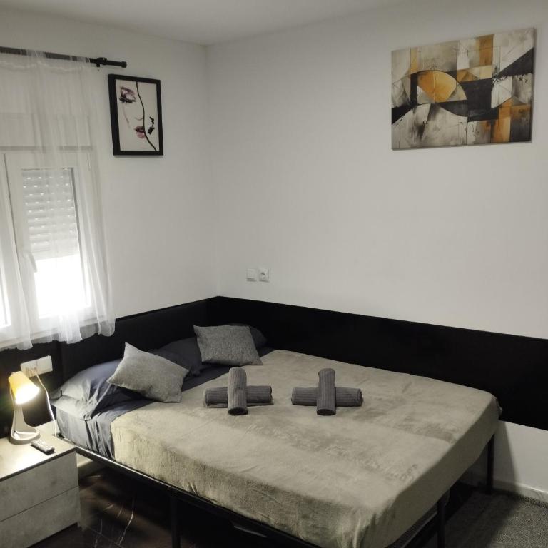 Vilapicina Rooms - Double Room with Private Bathroom - 1