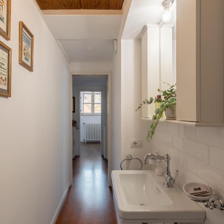 iFlat Charming Terrace Retreat in Trastevere - Appartamento con 2 Camere da Letto - 31