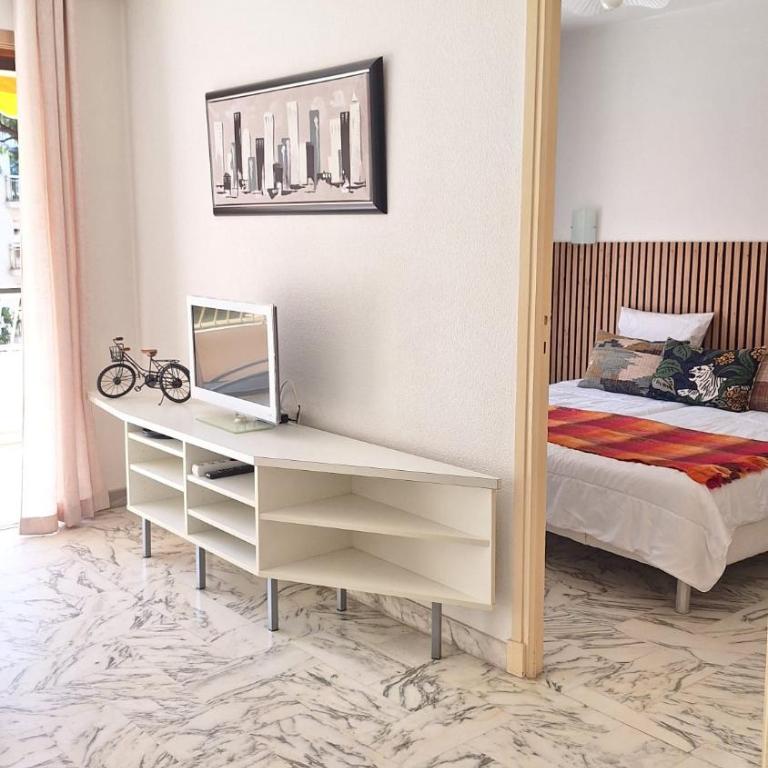 LACOUR 1 chambre Terrasse Calme 300m de la Croisette Plages - Appartement 1 Chambre avec Terrasse - 4