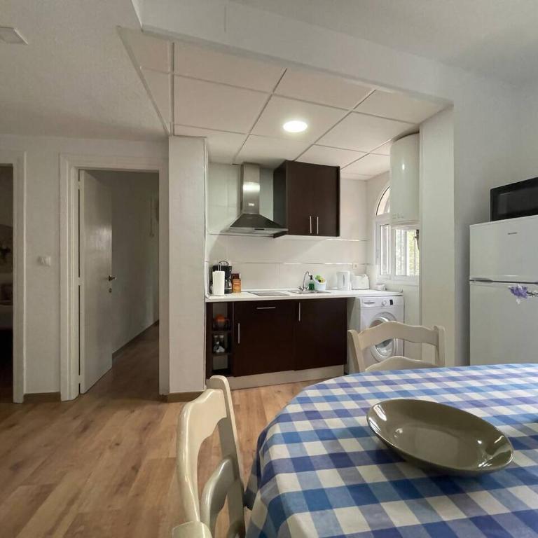 La Casita del Marqués - Three-Bedroom Apartment - 3