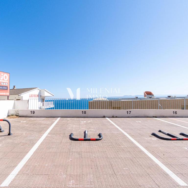 Milenial Immo - Seafront Apartment with Pool & Parking in Roses - Apartamento con vistas al mar - 23