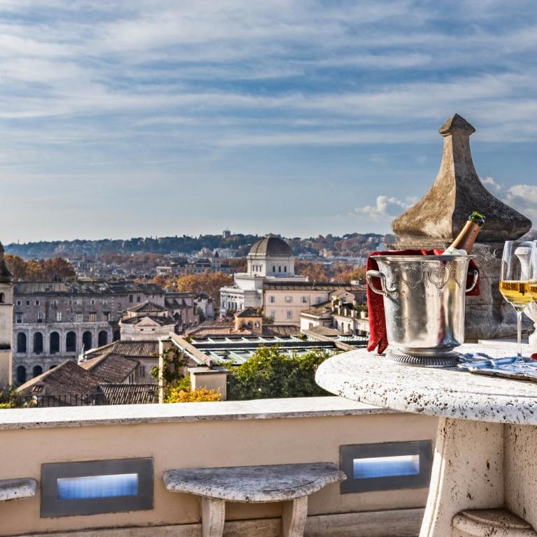 Domus Maxima AraCoeli Penthouse Piazza Venezia - Appartamento con 3 Camere da Letto - 57