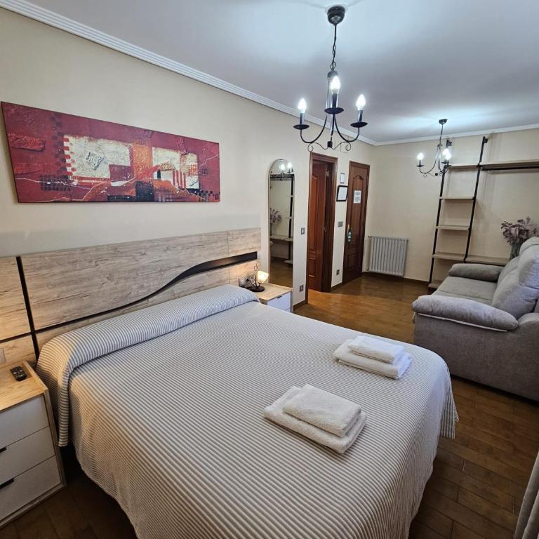 CASA RURAL BARAZAR - Habitación Triple con baño privado - 1