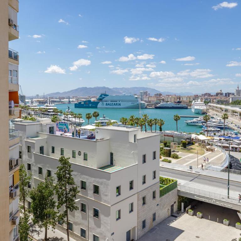 Muelle Uno Studio with Sea View - Estudio con vistas al mar - 8