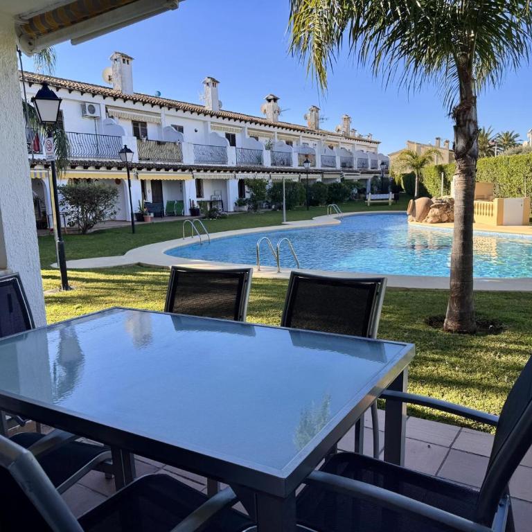 Casa adosada 2 hab. cómoda en Els Poblets con Wi-Fi y aparcamiento - ES-373-66 - Casa - 18