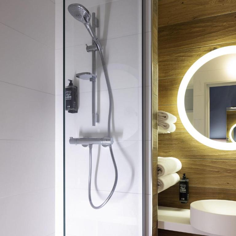 ibis Styles Les Houches Chamonix - Chambre Familiale - 7