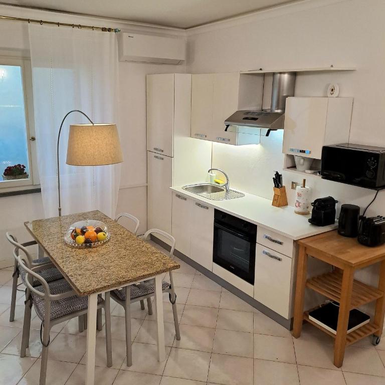 Nel cuore del centro storico di Lucca a ridosso della Cattedrale di San Martino appartamento con accesso autonomo e giardino esclusivo - Casa con 1 Camera da Letto - 5