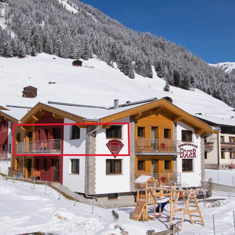 Ferienwohnungen Egger - Apartment mit 3 Schlafzimmern und Balkon - 16