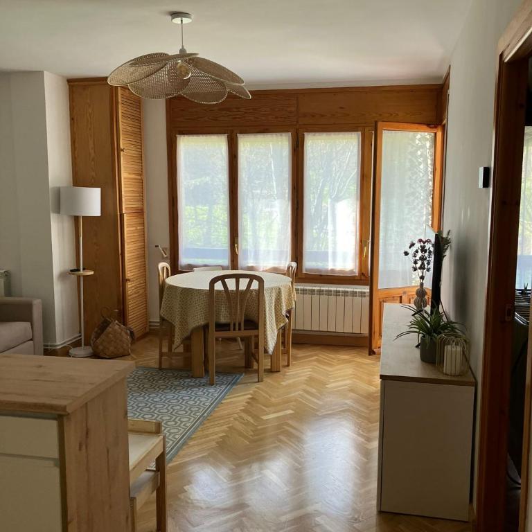 Calzada de las Monjas, Jaca - Apartment mit 1 Schlafzimmer - 1