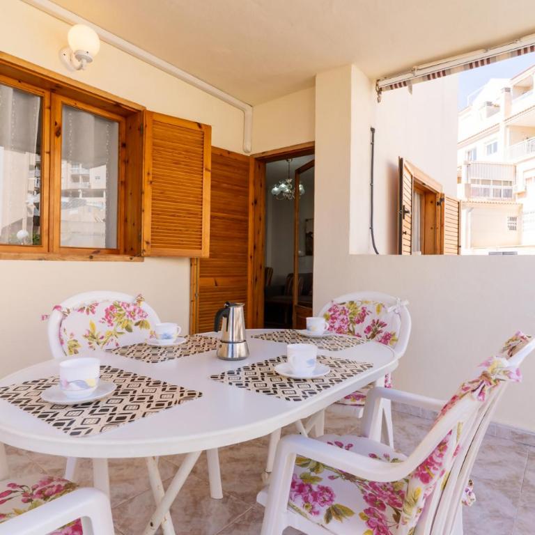 rentafive - Piscina - Parking - Playa - Apartamento - 8