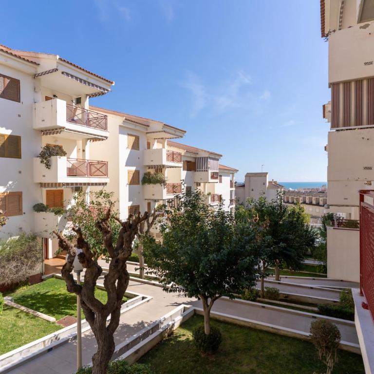 rentafive - Piscina - Parking - Playa - Apartamento - 9