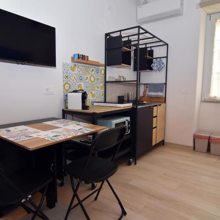 Le Case di Ale - Via Ruggi - Holidayhome in Salerno - Appartamento con 1 Camera da Letto - 10
