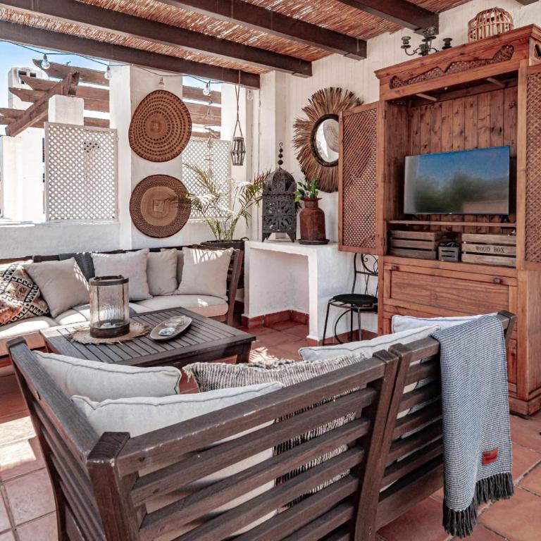 Seaside 3 bedroom Townhouse in San Pedro close to the Beach with private Garden - Casa Unifamiliar de 3 dormitorios - 26