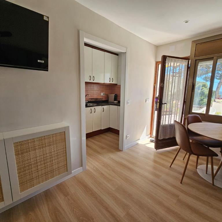 Apartamento entre la playa y la montaña - Apartamento de 2 dormitorios - 5