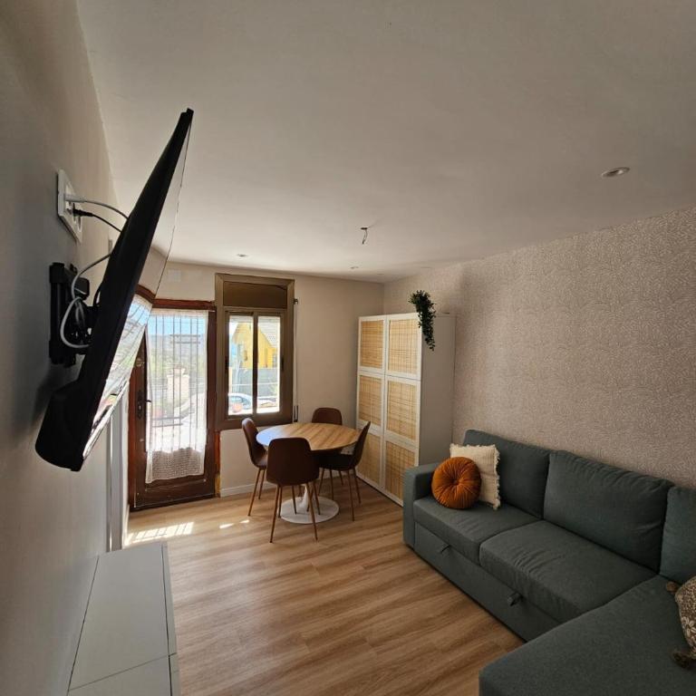 Apartamento entre la playa y la montaña - Apartamento de 2 dormitorios - 4