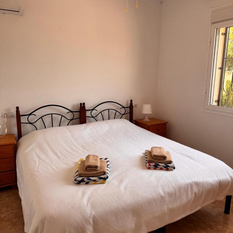 Villa Bella Busot - Three-Bedroom Villa - 10
