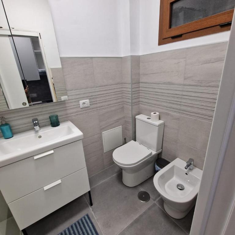Studio with balcony and pool in Playa Jardin! - Apartamento de 1 dormitorio - 5