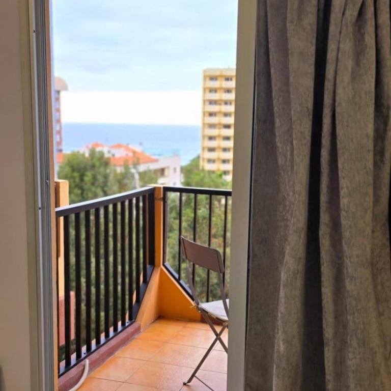 Studio with balcony and pool in Playa Jardin! - Apartamento de 1 dormitorio - 26
