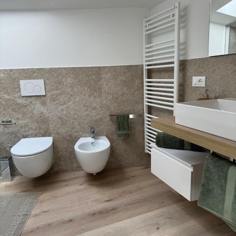 Casa Prabi Top Floor Apartment - Appartamento con 2 Camere da Letto e con Vista - 9