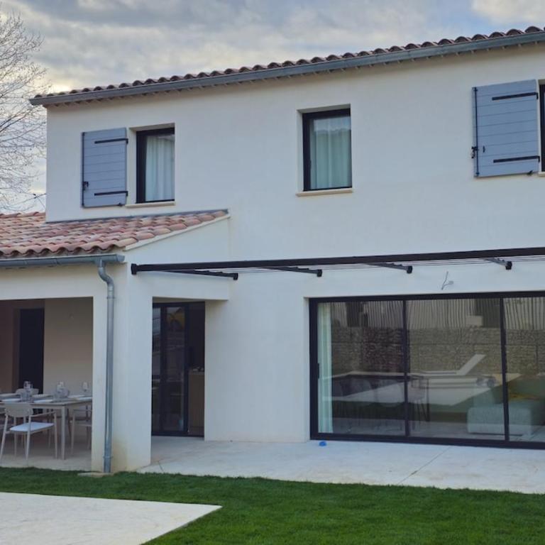 Amaryllis - Villa - 1