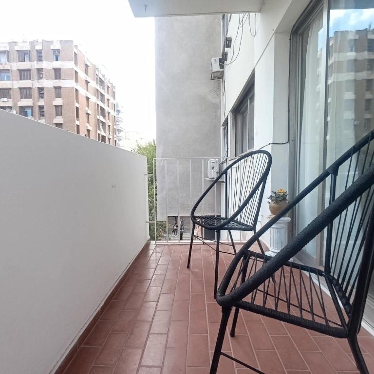 Balcón en el corazón de Mendoza a pasos de Peatonal - Apartamento de 2 dormitorios - 3