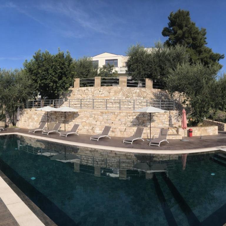 Zia Nì Boutique Suites - Double Room with Patio - 9
