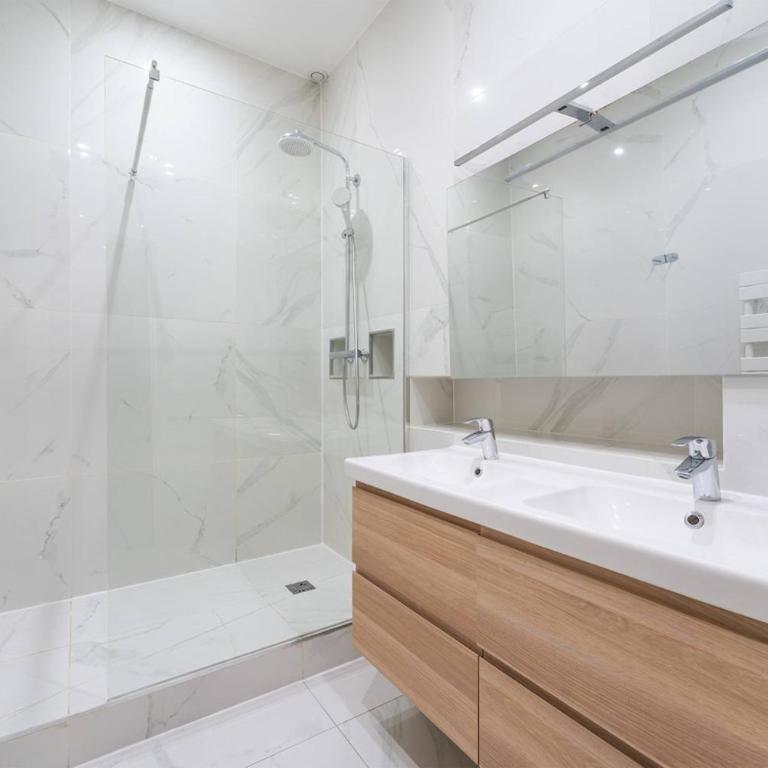 3Bdr & 2 bathrooms next to Champs Elysées, Opéra - Appartement 3 Chambres - 13