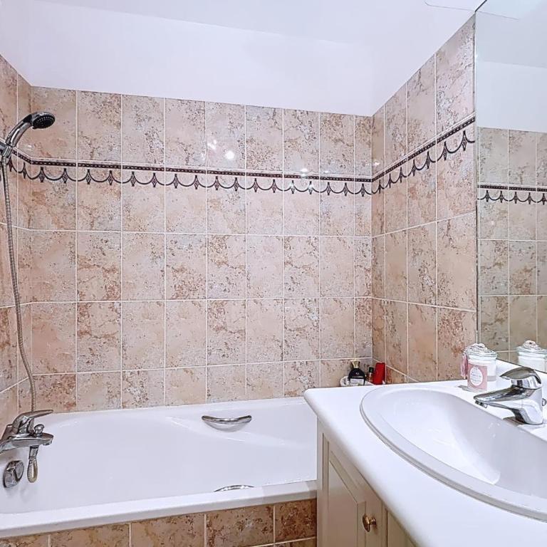 Lumineux appart proche Père-Lachaise - Appartement - 22