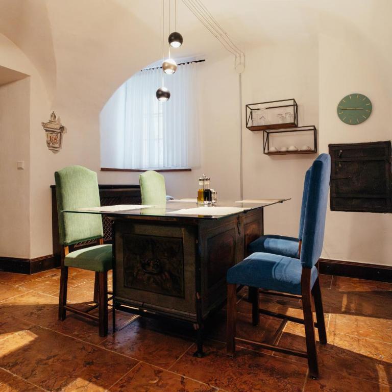 Altstadt Hotel Stadtkrug - Deluxe Ferienwohnung (2 Gäste: 40m², 3 bis 4 Gäste: 65m²) - 4