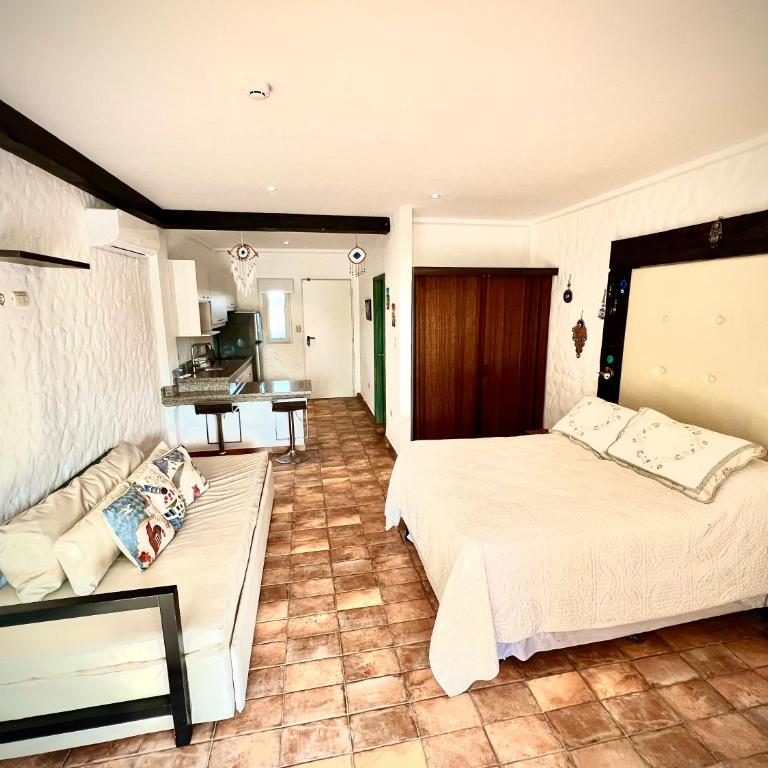 Punta Blanca Ocean Suites - One-Bedroom Apartment - 10