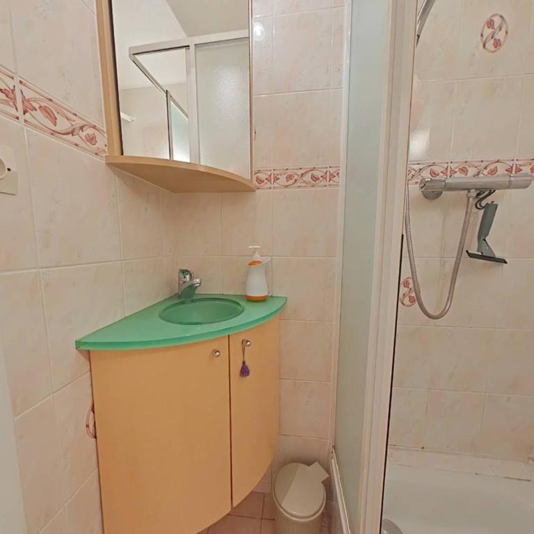 LAL150-094 Appartement 2 pièces 4 couchages à LA LONDE LES MAURES - Appartement 1 Chambre - 15