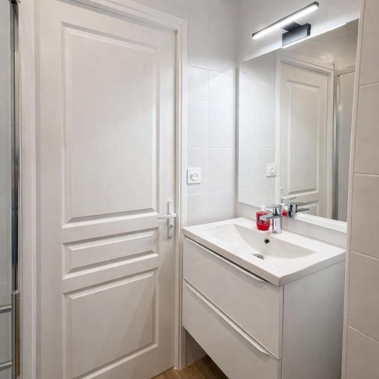 Small 3-room apartment Monaco - Appartement 2 Chambres - 7