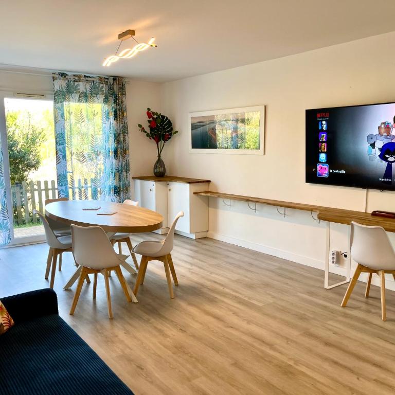 Apartment with a quiet garden and parking - 6 guests - Appartement Familial 2 Chambres - 1