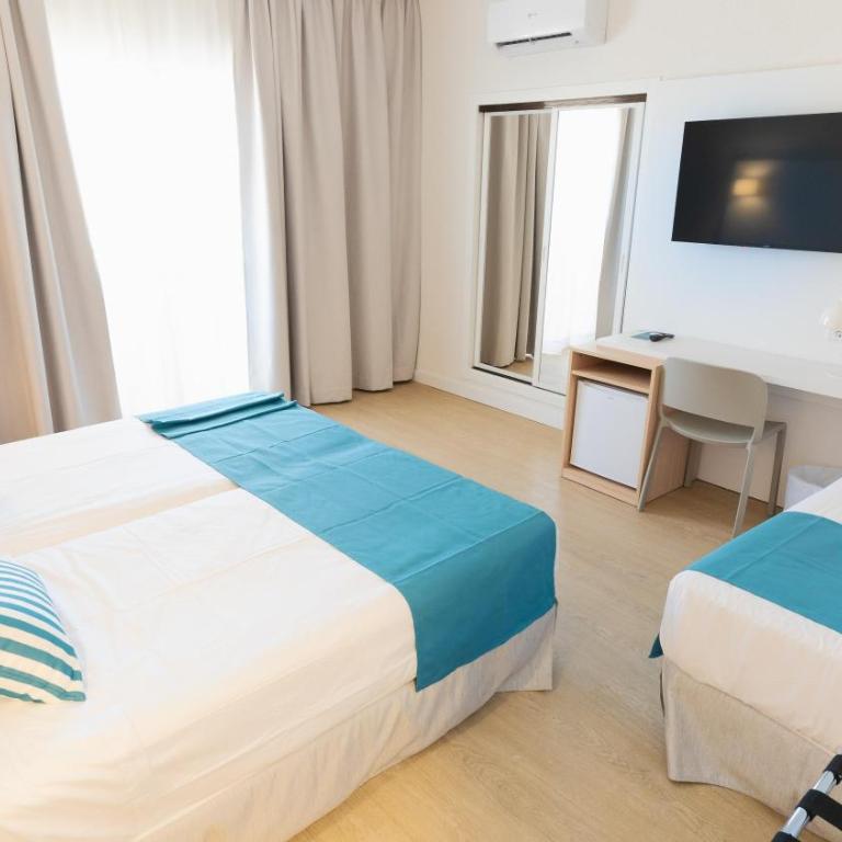 BLUESEA Costa Serena - Habitación Triple - 2