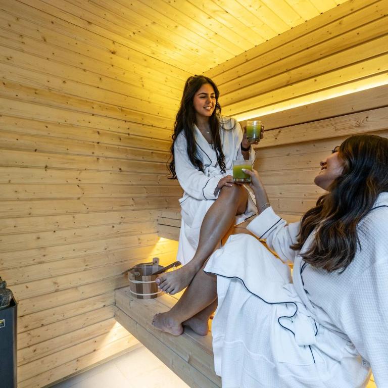 Amenity Packed Wellness Villa - Villa - 16
