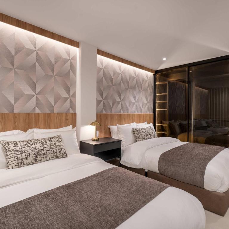 Amenity Packed Wellness Villa - Villa - 42