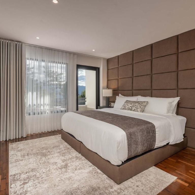 Amenity Packed Wellness Villa - Villa - 43