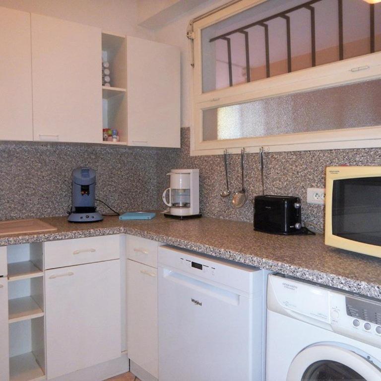 LV200-028 APPT 2 pièces 4 couchages LE LAVANDOU - Appartamento con 1 Camera da Letto - 10