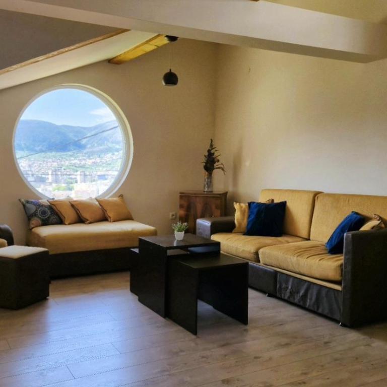 Pure Sky Apartments - with pool - Apartment with Balcony - 5