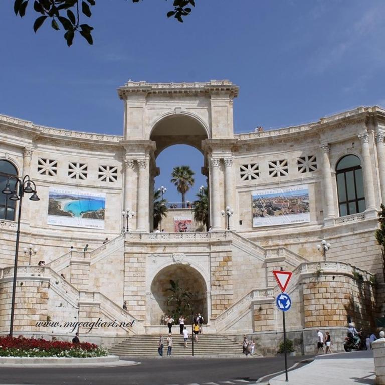 Donna Memela - nel cuore di Cagliari - Appartamento con 2 Camere da Letto - 2