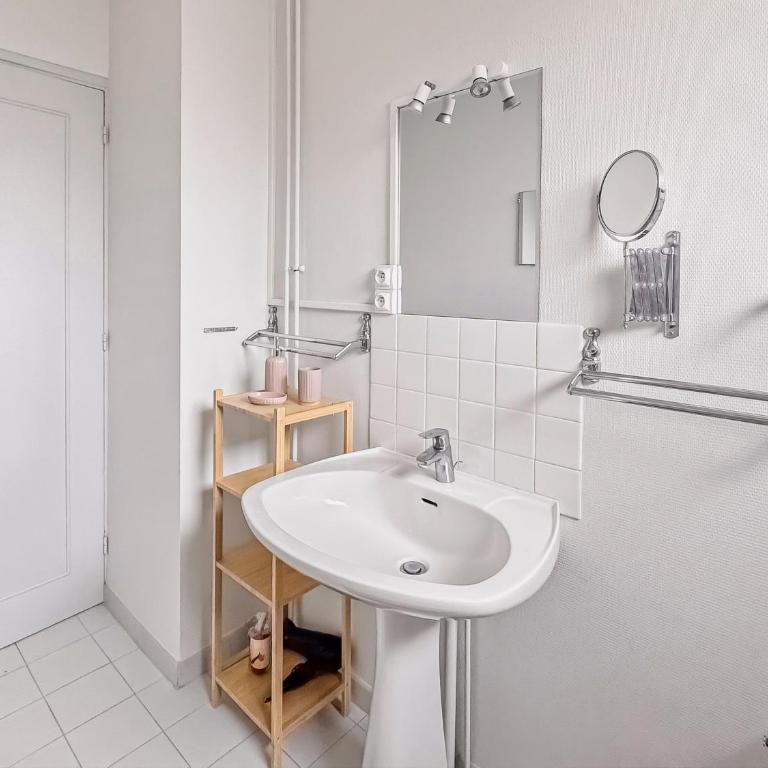 T3 authentique avec terrasse et parking privé - Appartement 3 Chambres - 18