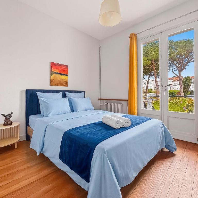 T3 authentique avec terrasse et parking privé - Appartement 3 Chambres - 12