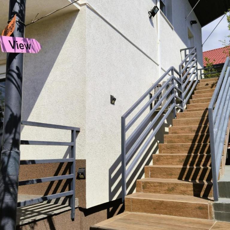 Pure Sky Apartments - with pool - Apartment with Balcony - 3