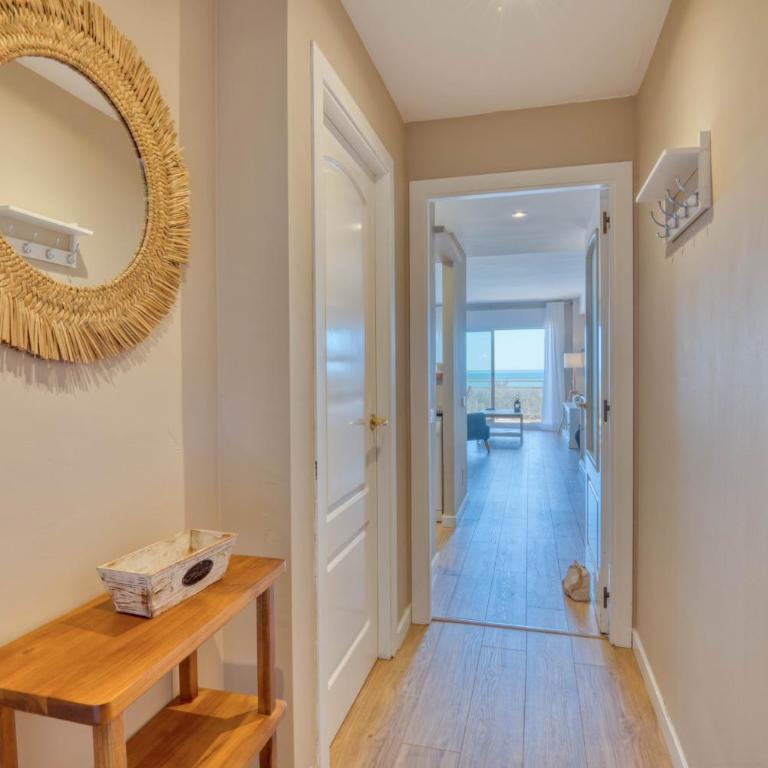 Port Pals A - Apartamento de 2 dormitorios con terraza y vistas al mar - 2