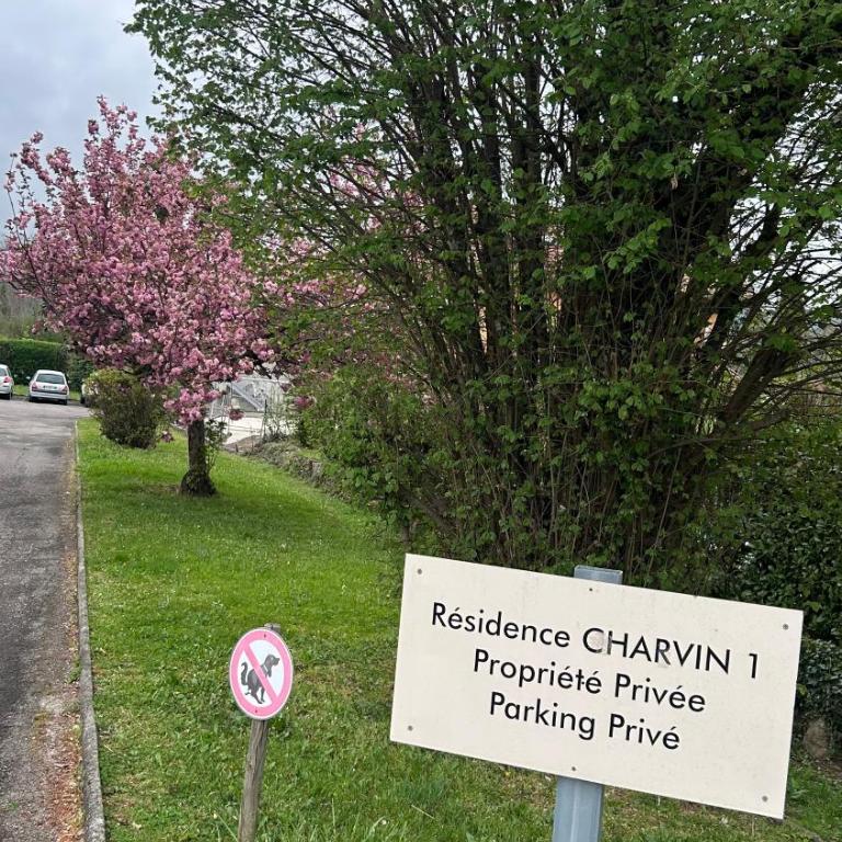 Vue montagnes, à 5 mn du lac et de la piste cyclable,lit King size, Park gratuit - Appartement 1 Chambre - 26