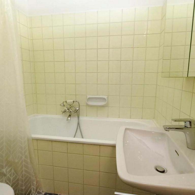 VERONIKA Haus KMB Seeappartement am Ossiacher See mit direktem Seezugang und Hallenbad - Apartment mit 2 Schlafzimmern und Balkon - 6
