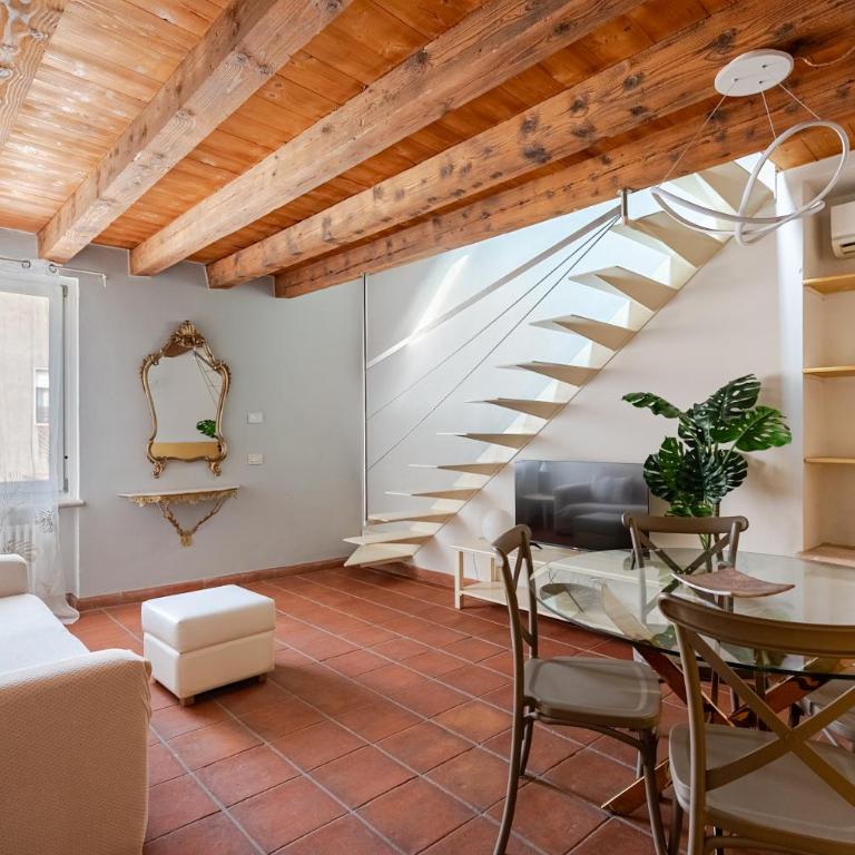 Truly Verona - One-Bedroom Apartment - Split Level - Romeo&Juliet - via Dietro Filippini 2 - 1