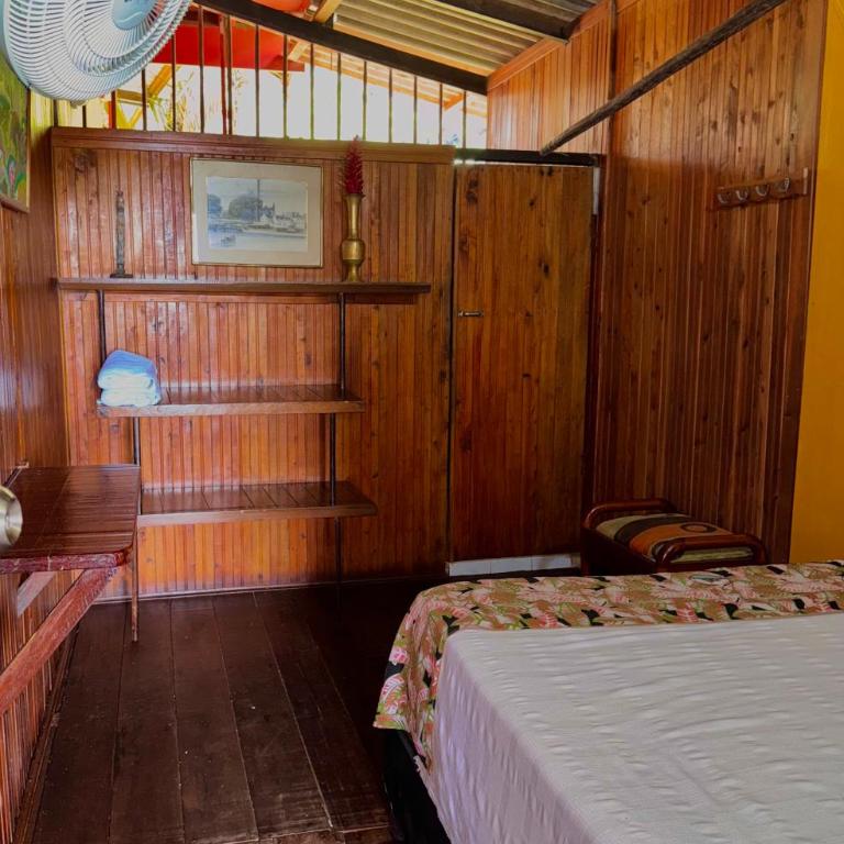 Posada Turística Rocas De Cabo Marzo - Habitación Doble Económica - 2